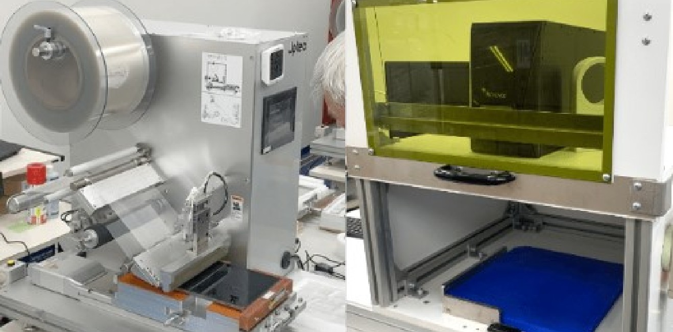 フィルム貼りの専用機・レーザー刻印機